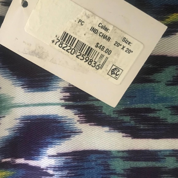 NWT C Wonder Blue Ikat pillow covers, set of 2 - Picture 9 of 10